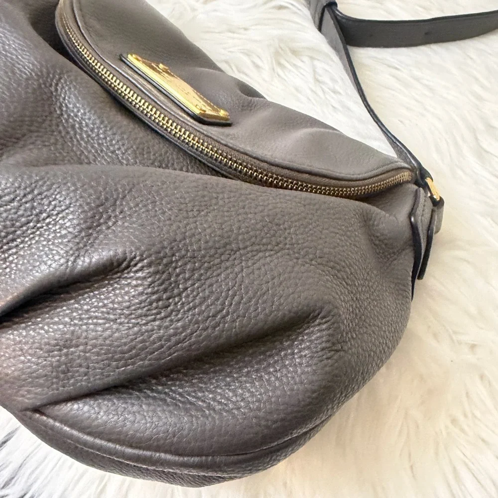 MARC BY MARC JACOBS NATASHA LEATHER CROSSBODY